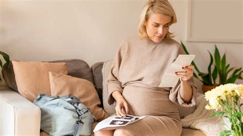 What a ‘Geriatric Pregnancy’ Really Means for Your Health