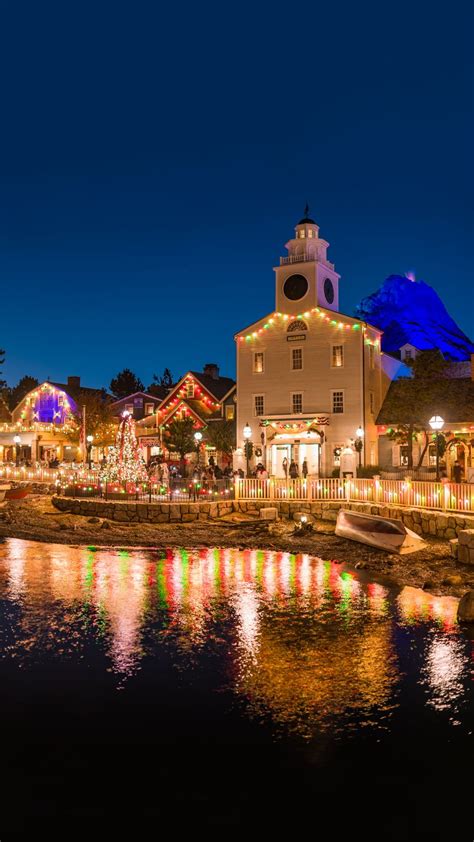 Free Disney iPhone Wallpapers - Disney Tourist Blog