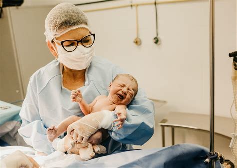 What is a Nurse Midwife? - Huntsville Memorial Hospital