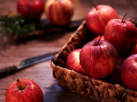 THIS is the time to eat an apple if you want maximum health benefits ...