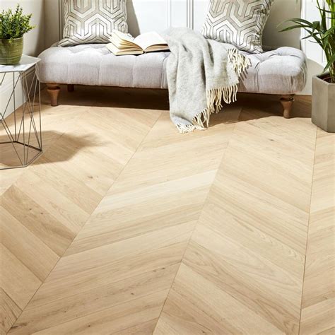Advantages of Unfinished Wood Flooring Installation