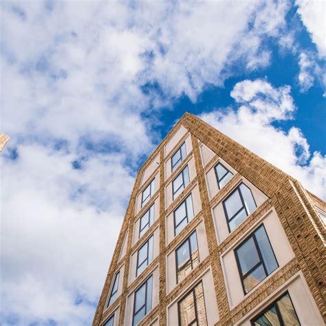 Download wallpaper 2780x2780 building, house, windows, architecture ...