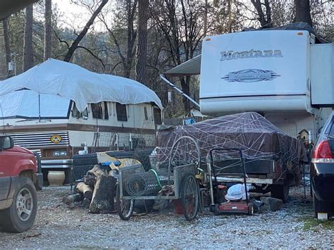 DOONEY CREEK LAKESHORE VILLA AND RV PARK (Lakehead) - Campground ...