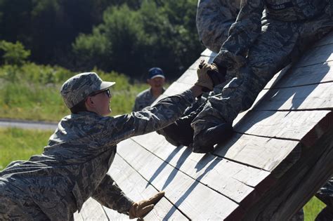 Canada Cadet Program Overview 的图像结果