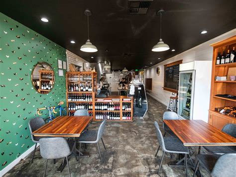 Little Beast's attempt at fancy pub food is an overall success - Review ...