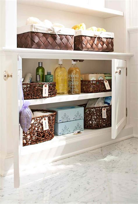 19 Clever Ways to Organize Bathroom Cabinets