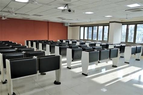 Shaheed Sukhdev College of Business Studies New Delhi Campus: Photos ...