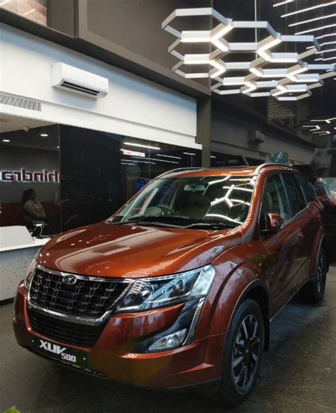 Mahindra officially inaugurates World of SUVs line of premium showrooms ...