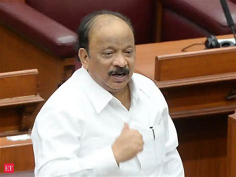 Roshan Baig: Watch: ED notice to K'taka minister Roshan Baig, family in ...