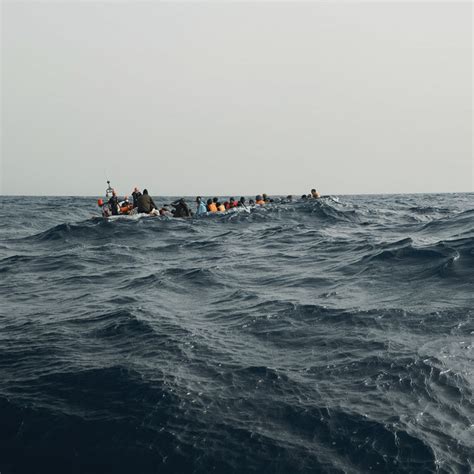 Rettungsschiff SEA-EYE 4 rettet 74 Menschen aus Seenot - Sea-Eye