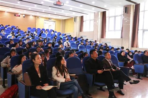 外国语学院召开韩国留学宣讲会-济宁学院