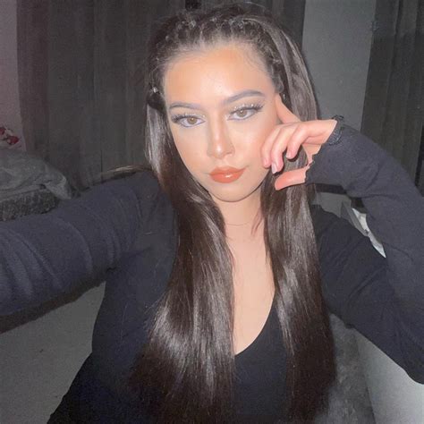 Pregnant Sophia Grace Reveals Sex of First Baby