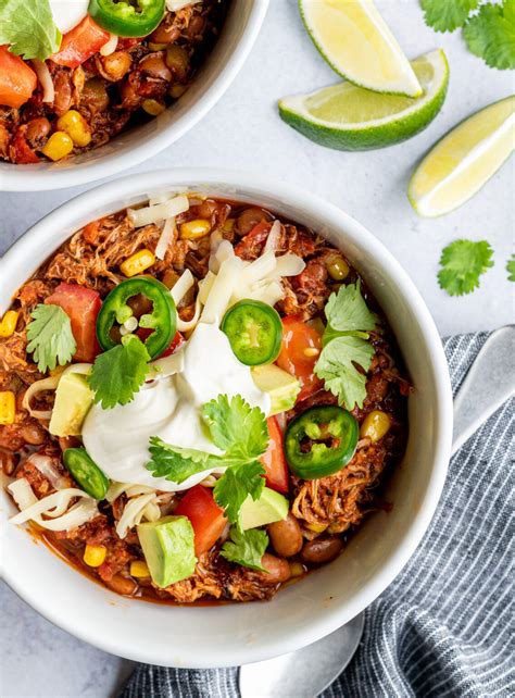 Pulled Pork Chili (Quick and easy!) - Pinch and Swirl