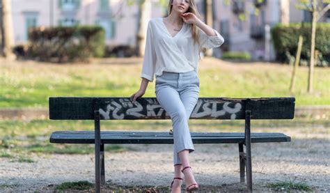Download wallpaper girl, model, bench, Liliya, section girls in ...