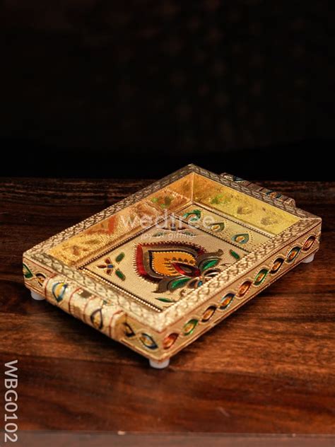 Meenakari Tray with Deepam Design - 6 inch - WBG0102 – Wedtree