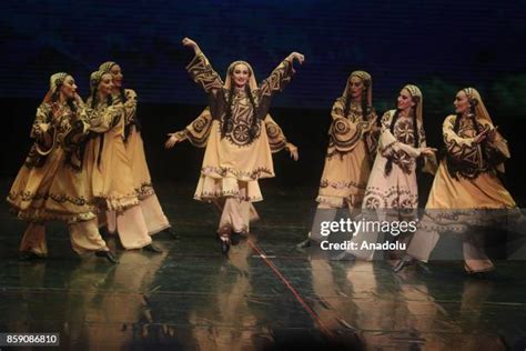 516 Russian Folk Dance Stock Photos, High-Res Pictures, and Images ...