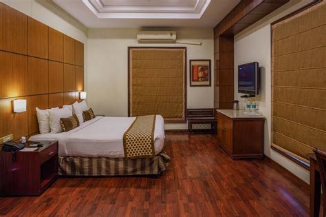 Ocean Pearl Retreat - Venue - Chattarpur - MG Road - Weddingwire.in