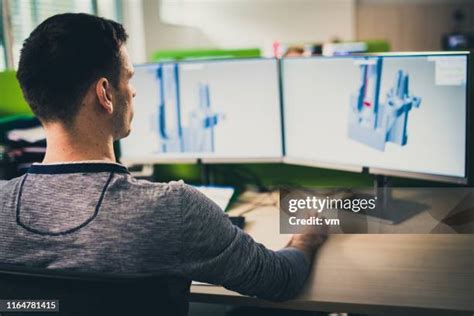 Computer Creating 3D Model 的图像结果