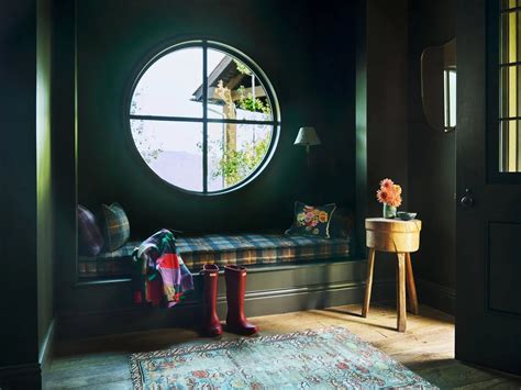 Take a Tour of Kendall Jenner's Cozy Mountain Home | PS Home