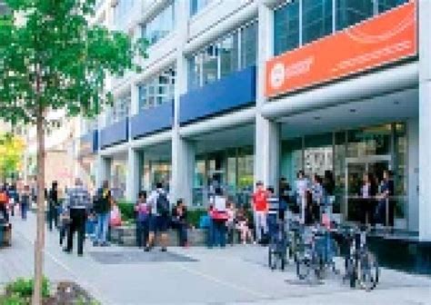 ILSC Language school in Toronto (Toronto, Ontario, Canada)