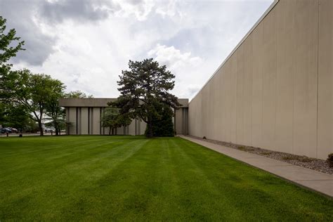 John Deere Seeding - OPN Architects