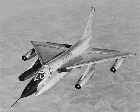 Convair B-58 Hustler : aviation