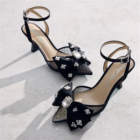 Designer Shoes on Sale | Clearance Women's Shoes – Betsey Johnson