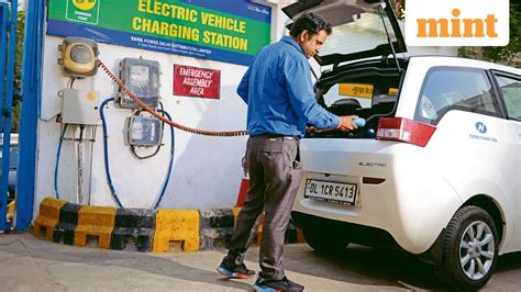 GST cuts, festive rush fuel ICE surge, leave EVs trailing | Mint