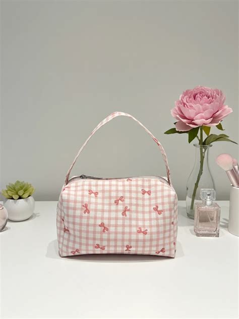 Bow Makeup Bag | Savana | Bestsellers
