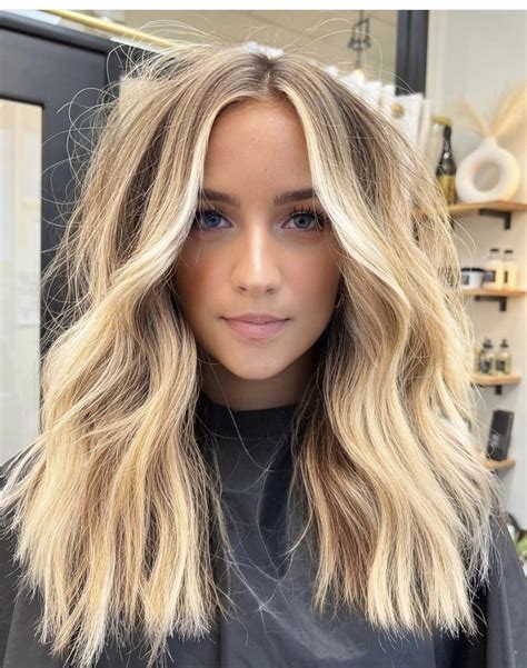 Blonde Hair With Brown Roots, Summer Blonde Hair, Blonde Hair Looks, Brown Hair Balayage, Ash ...