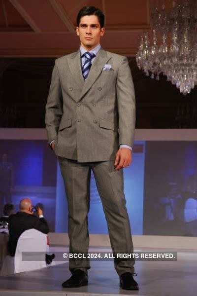 Model showcases a creation during Narendra Kumar show at Swiss Airline ...
