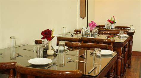 HOTEL DRIVE INN MUSSOORIE - Hotel Reviews, Photos, Rate Comparison ...