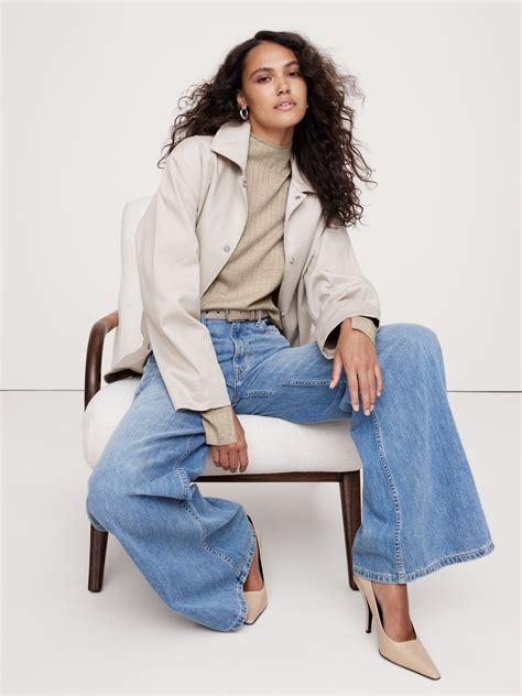 Ribbed Merino Mock-Neck Sweater | Banana Republic