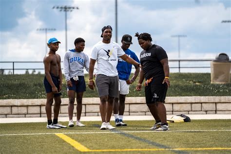 Defensive Back Training 的图像结果