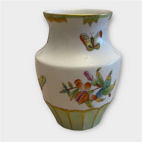 Vintage Herend Queen Victoria Vase 5.5” Hand Painted Porcelain 1960-1970 Hungary - Etsy