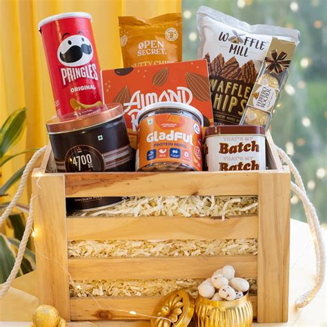 Gift Hampers for Women | Gifts hampers for Girls | Gift Box for Her ...