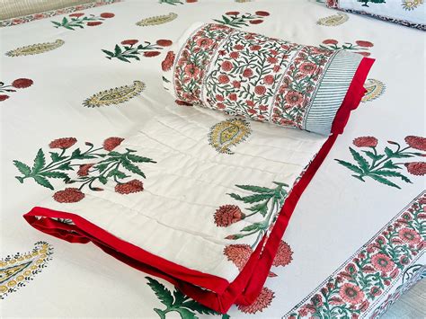 Wild Poppy Jaipuri Razai – Cotton Curio