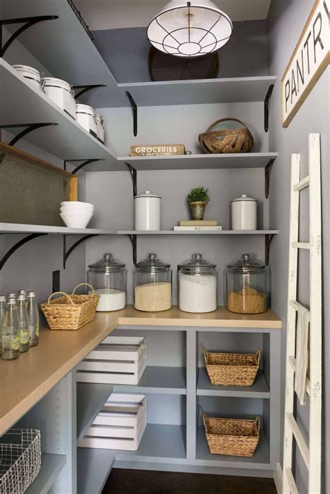 26 Pantry Shelving and Organization Ideas | Kitchen pantry design ...