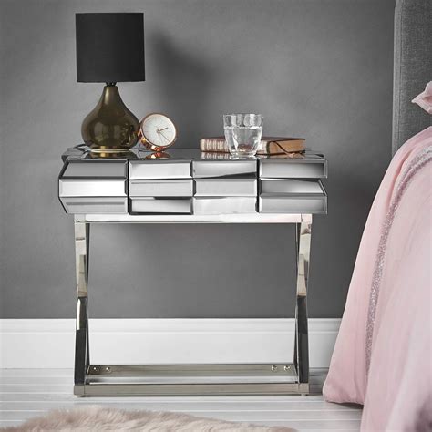 Buy CARME Knightsbridge - Luxury Mirrored Side Table 3D Glass Effect ...