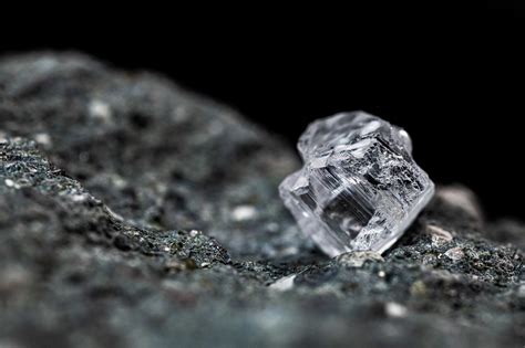 Chintamani Diamonds | Raw Diamonds