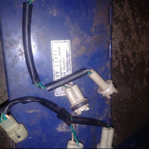 Jual Kabel Soket Bohlamp Lampu Sein Kijang G Kijang Grand Original ...