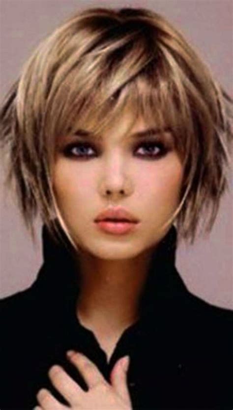 Shaggy Haircuts, Short Layered Haircuts, Layered Bob Hairstyles, Bob ...