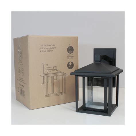 Aplique de exterior IP23. Farol para bombilla E27 tulipa de cristal