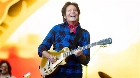 Living Legends: Chelo Reflects On The Groundbreaking Career That ...