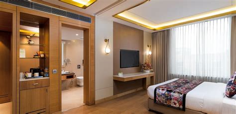 The Club Room | Stay in Ludhiana | Nirvana Luxury Hotel, Ludhiana