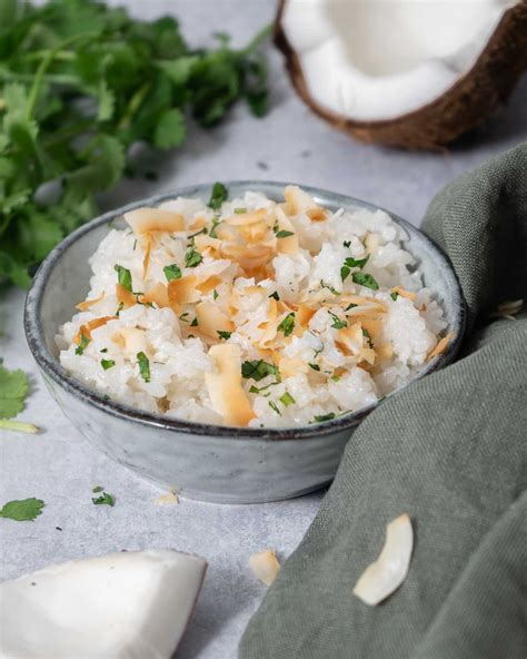 Easy Coconut Jasmine Rice — A Vegan Visit