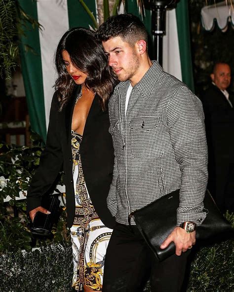 Priyanka Chopra’s new vacation selfie will make you pack your bags ...