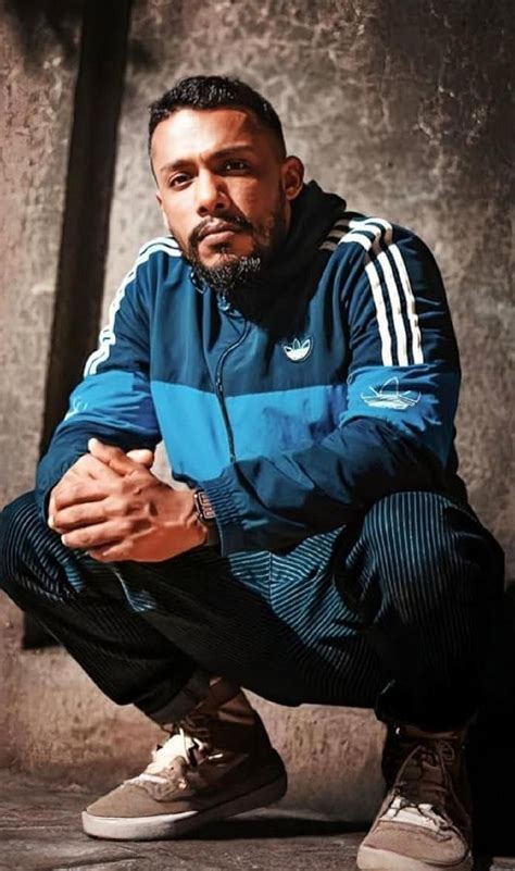 SUNN (FEAT. SANAH MOIDUTTY) - Dino James - LETRAS.COM