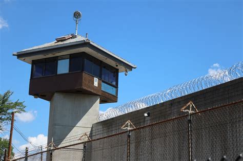 Jail vs. Prison: What is the Difference? - Michael & Associates