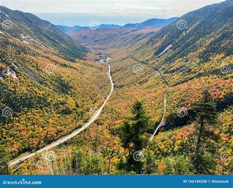 Beautiful Road in the Forest of the Mount Willard in New Hampshire ...